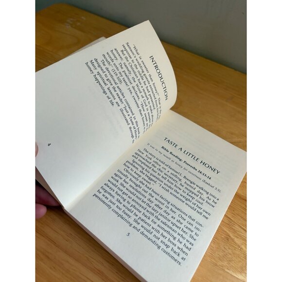 Just A Taste of Honey by Norline Rendall Devotional Inspirational Paperback 1981 - Picture 11 of 11